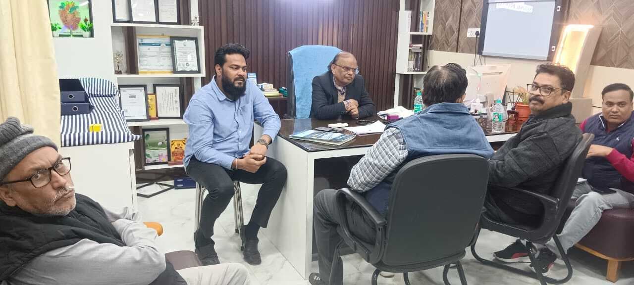 तीन सदस्यीय टीम ने की नेशनल हॉस्पिटल की जांच, डीएम को सौंपेंगे रिपोर्ट