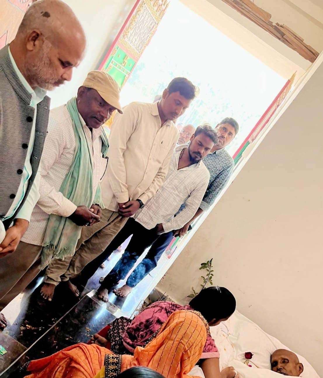 पूज्य साहेब कबीरवाणी को नम आंखों से दी श्रद्धांजलि