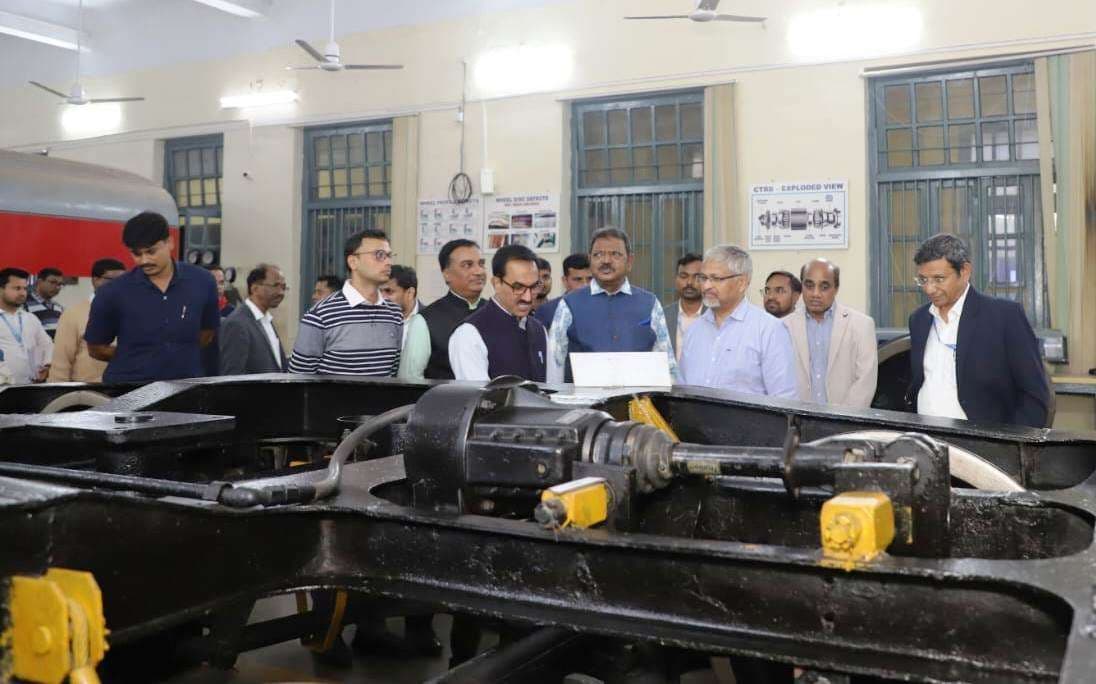 इरिमी को सेंटर ऑफ एक्सीलेंस बनाने में रेलवे का सहयोग अपेक्षित : डीजी