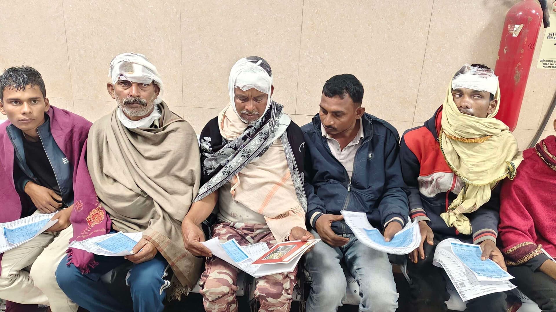 जमीन के विवाद में दो पक्षों के बीच मारपीट, 10 लोग जख्मी