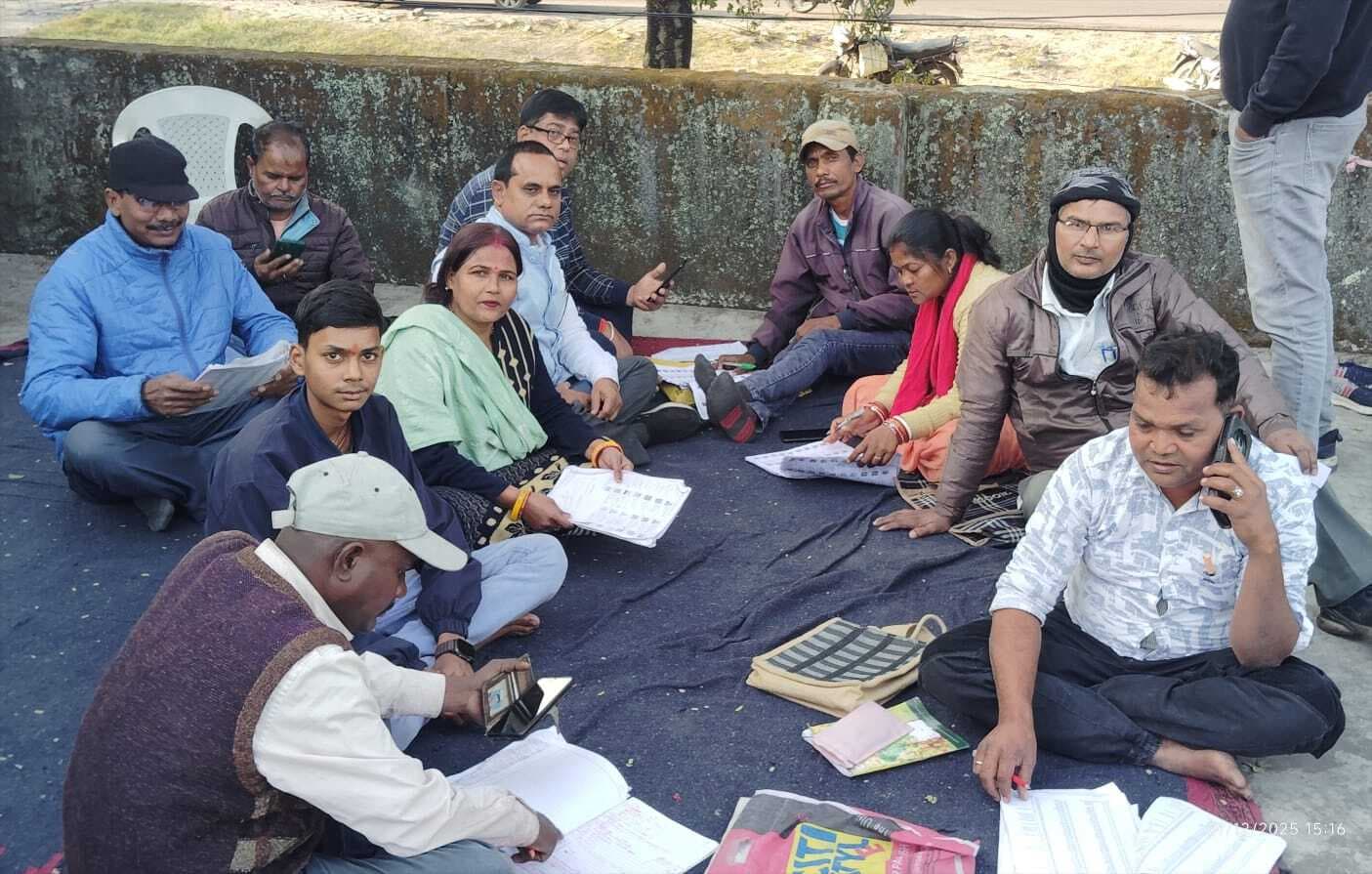 पिपरवार में वोटरों का पैरेंटल मैपिंग कार्य शुरू