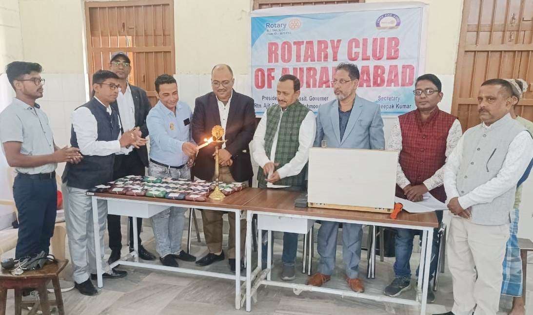 मंडलकारा में शिविर लगाकर रोटरी क्लब ने की बंदियों की नेत्र जांच