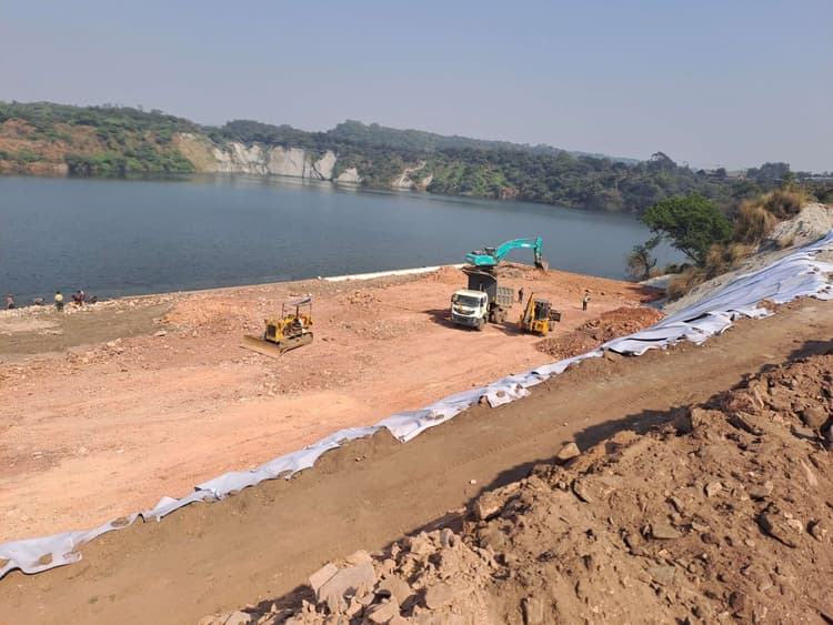 Bokaro News : सीसीएल बीएंडके एरिया में साइलो लोडिंग के लिए बन रही नयी साइडिंग