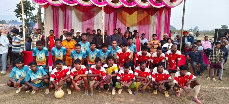 Seraikela Kharsawan News : डीआरबीबीएस क्लब बना विजेता