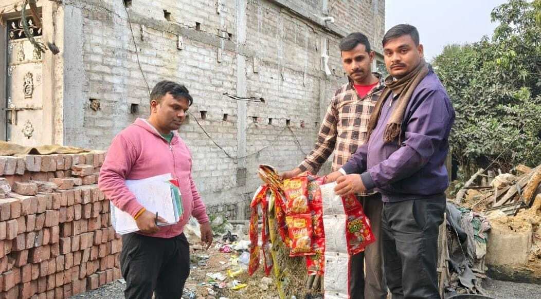 होटल व दुकान में हानिकारक सामान किया गया नष्ट