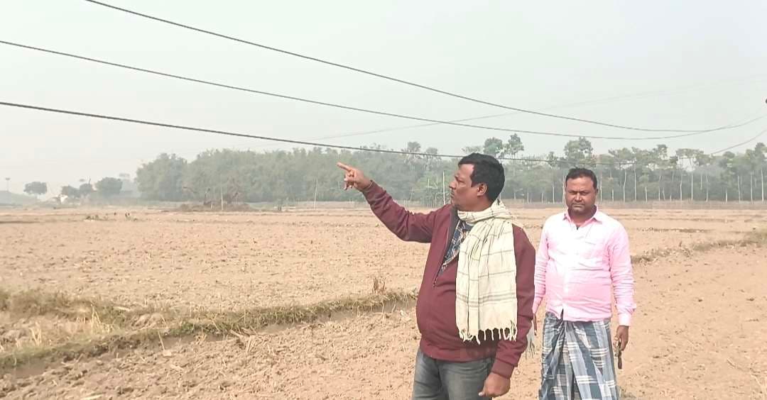 खनुवां बहियार में 11 हजार हाईटेंशन तार खेत में झूका