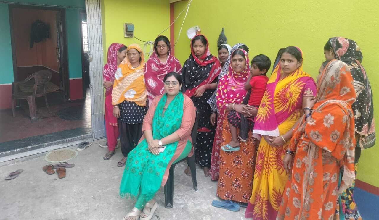 झामुमो नेत्री ने सुनी ग्रामीणों  की सुनी समस्याएं