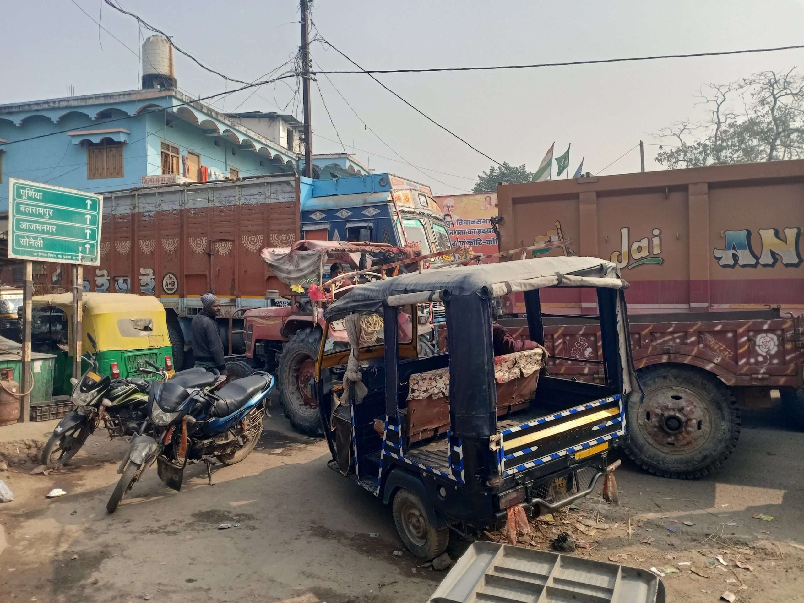 बस्तौल चौक पर रोज लग रहा जाम, आमलोग परेशान