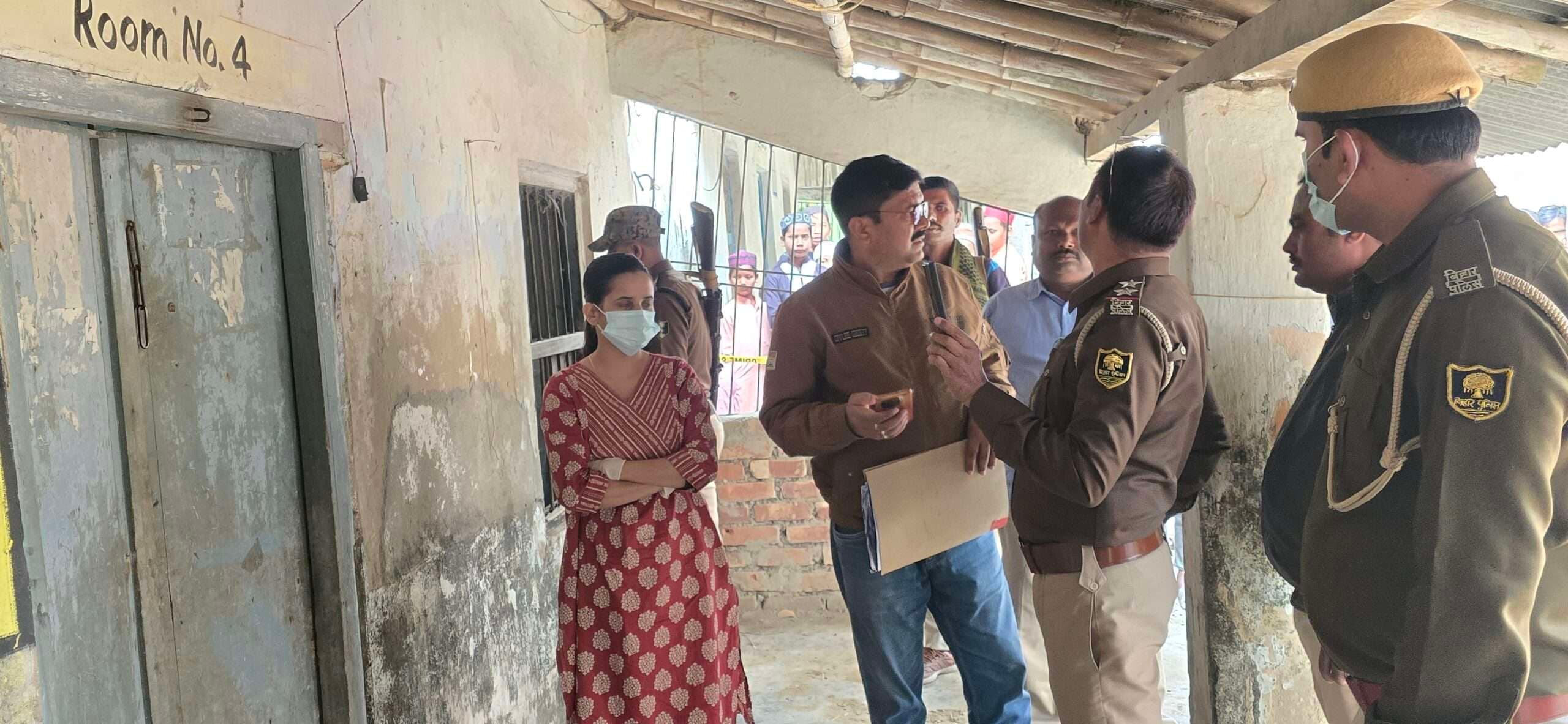 यूपी के युवक का बंद कमरे में मिला फंदे से लटका शव