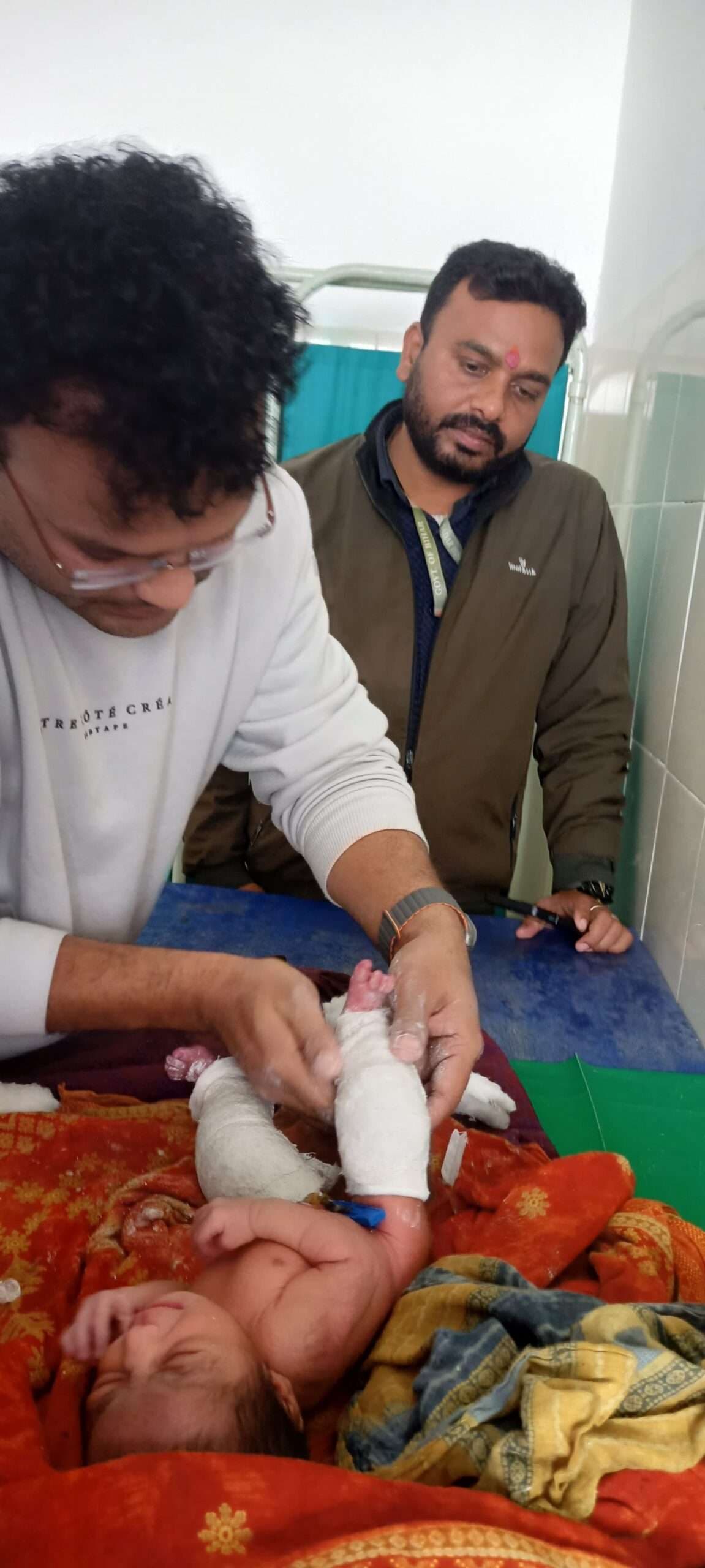 अस्पताल प्रबंधन की पहल पर नवजात का पोंसेटी विधि से हुआ इलाज