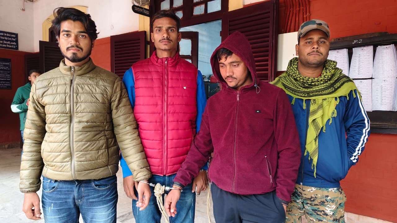 कोटा से लायी जा रही लाखों रुपये की हेरोइन के साथ तीन तस्कर गिरफ्तार