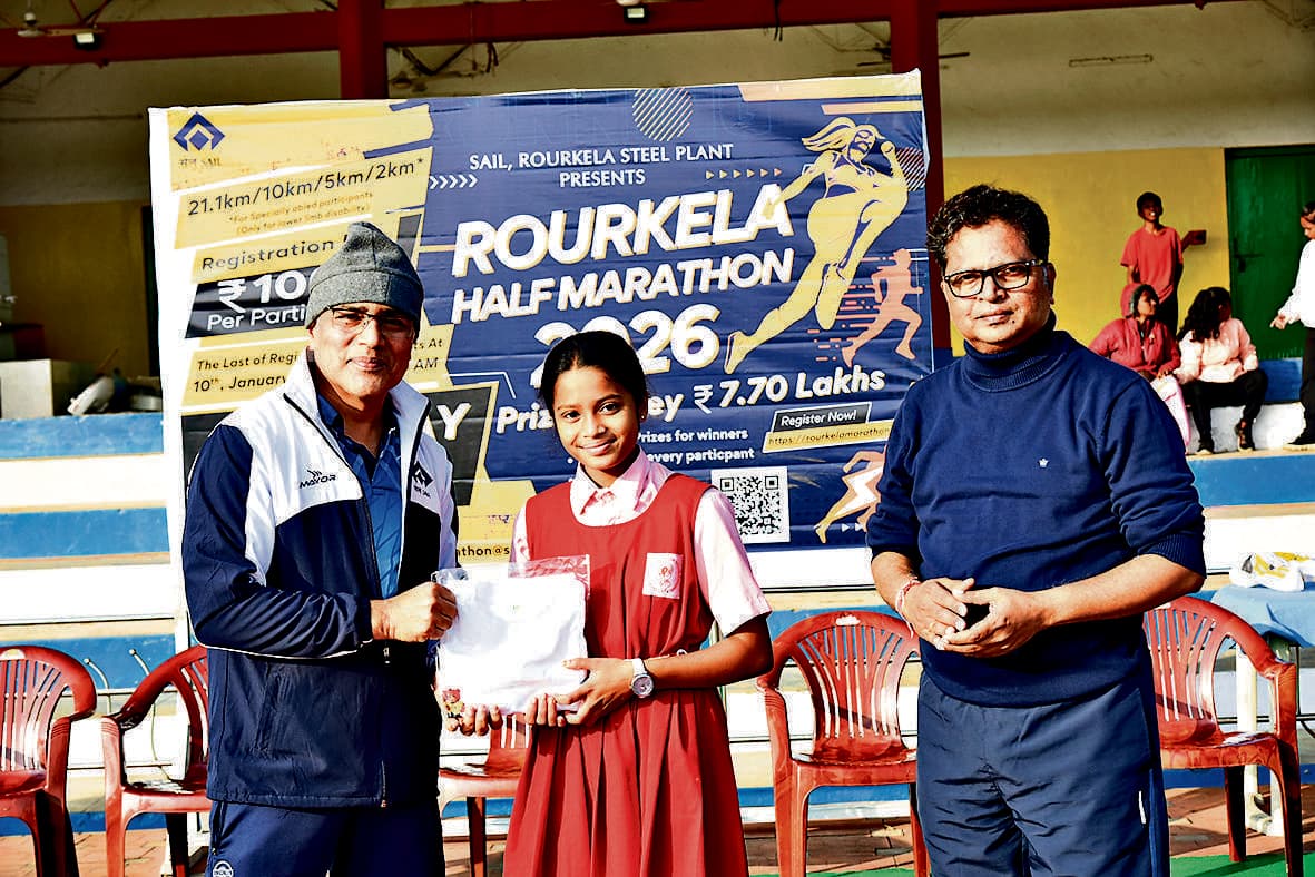 Rourkela News: तीसरे प्री हाफ मैराथन प्रोमो रनिंग 400 से अधिक प्रतिभागियों ने हिस्सा लिया