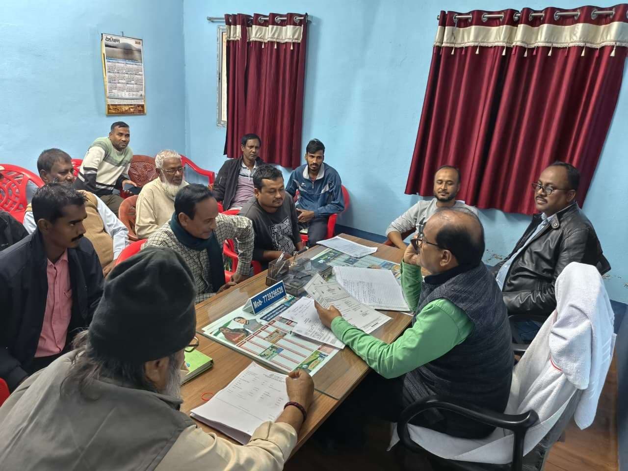 सड़क निर्माण के लिए भूमि की मापी कराने का निर्देश