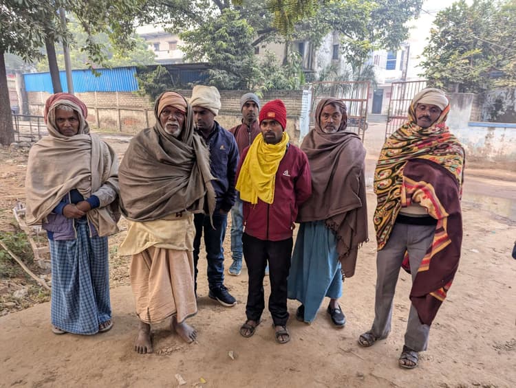 धारदार हथियार से मजदूर की हत्या, सनसनी