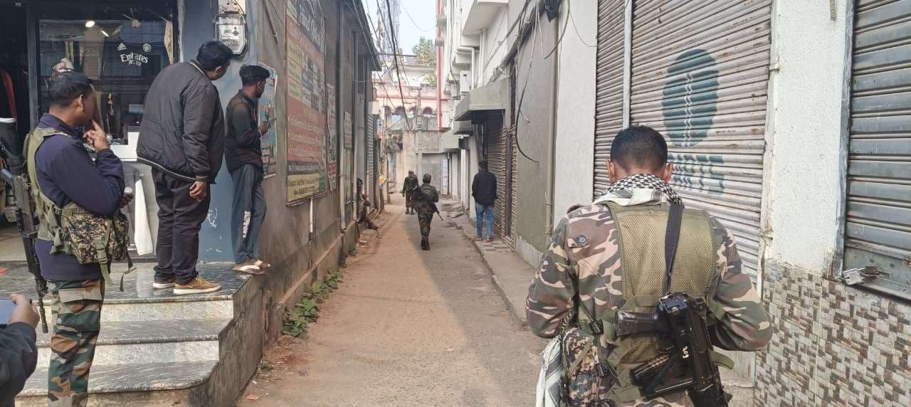 दुमका में नवीन पटवारी के घर पर एसीबी की दबिश