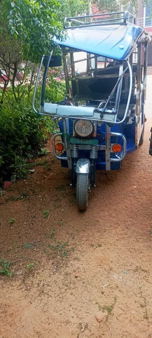 Deoghar news : मैजिक वाहन ने टोटो को पीछे से मारा धक्का तीन घायल. दूसरी घटना में एक घायल