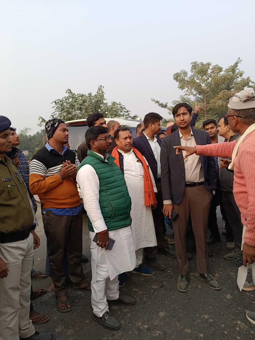 जनसमस्याओं के त्वरित समाधान की दिशा में पहल करना हमारी प्रतिबद्धता : प्रभारी डीएम