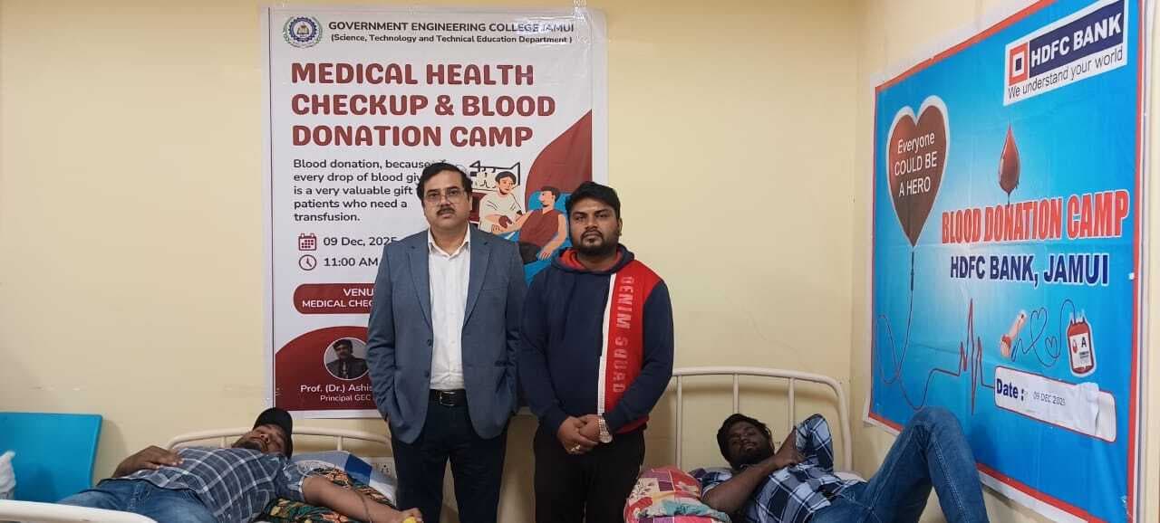 इंजीनियरिंग कॉलेज में लगा स्वास्थ्य व रक्तदान शिविर