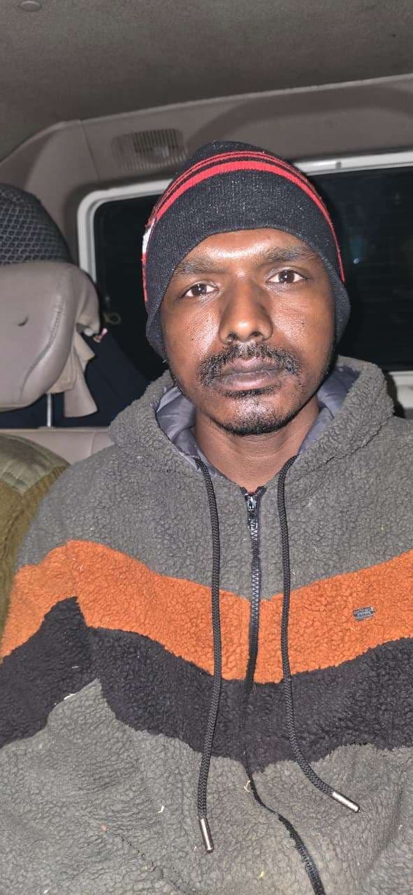 Giridih News :युवती की हत्या के मामले में फरार बीएसएफ जवान टुंडी से गिरफ्तार