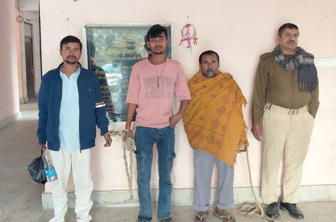 शराब के साथ तीन तस्कर गिरफ्तार