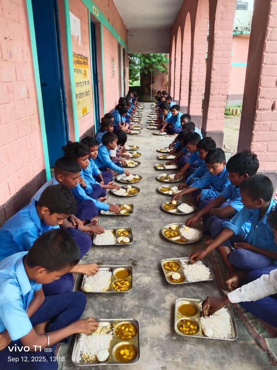 पांच रुपये वाला अंडा ढूंढ रहे प्रधानाध्यापक