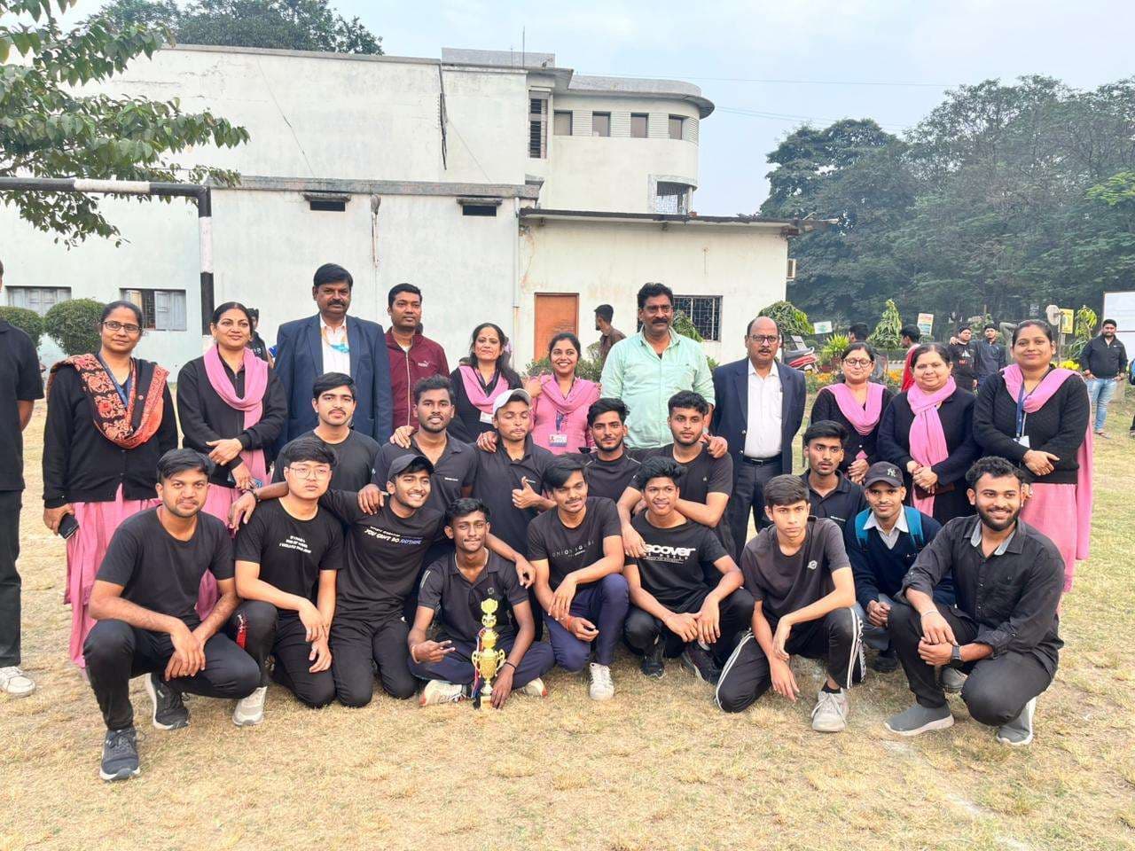 Rd tata cricket premier league: हॉस्टल टीम ने जीता आरडीटीटीइसी प्रीमियर क्रिकेट टूर्नामेंट का खिताब