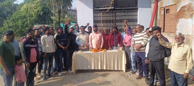 Chaibasa News : केश कला बोर्ड का गठन करे सरकार : प्रिंस ठाकुर