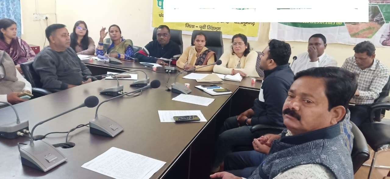 East Singhbhum News : अपनी छत पर सोलर पैनल लगवा कर 300 यूनिट तक बिजली फ्री पायें