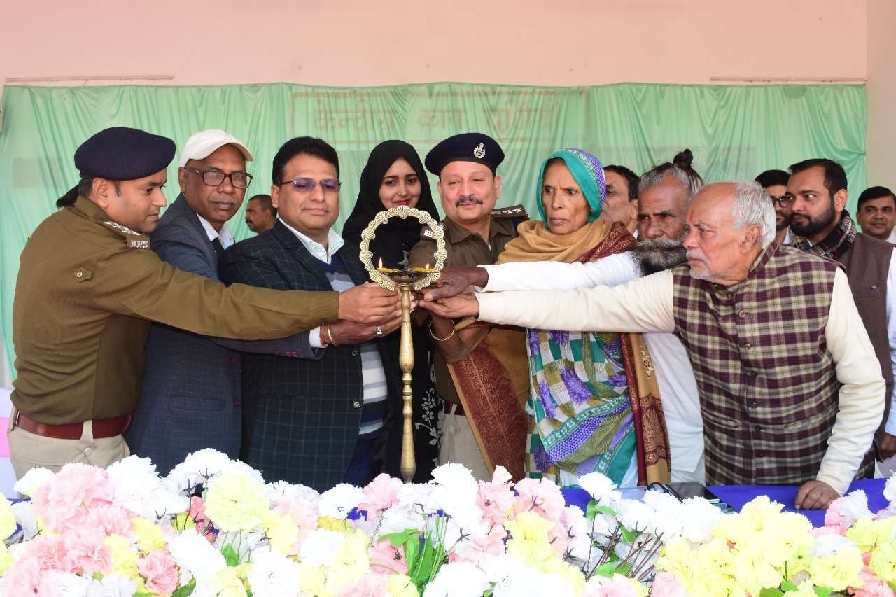 मानवाधिकार दिवस पर सेंट्रल जेल के बंदियों को किया गया जागरूक