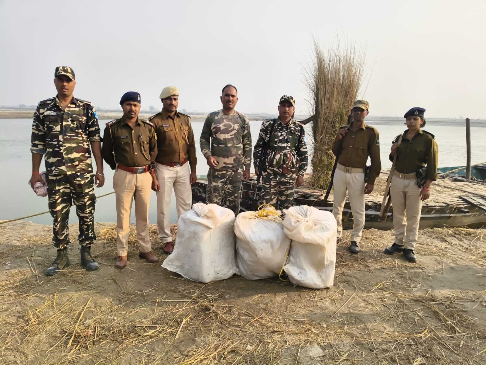 कमलपुर में 62 किलो गांजा बरामद, तस्कर फरार