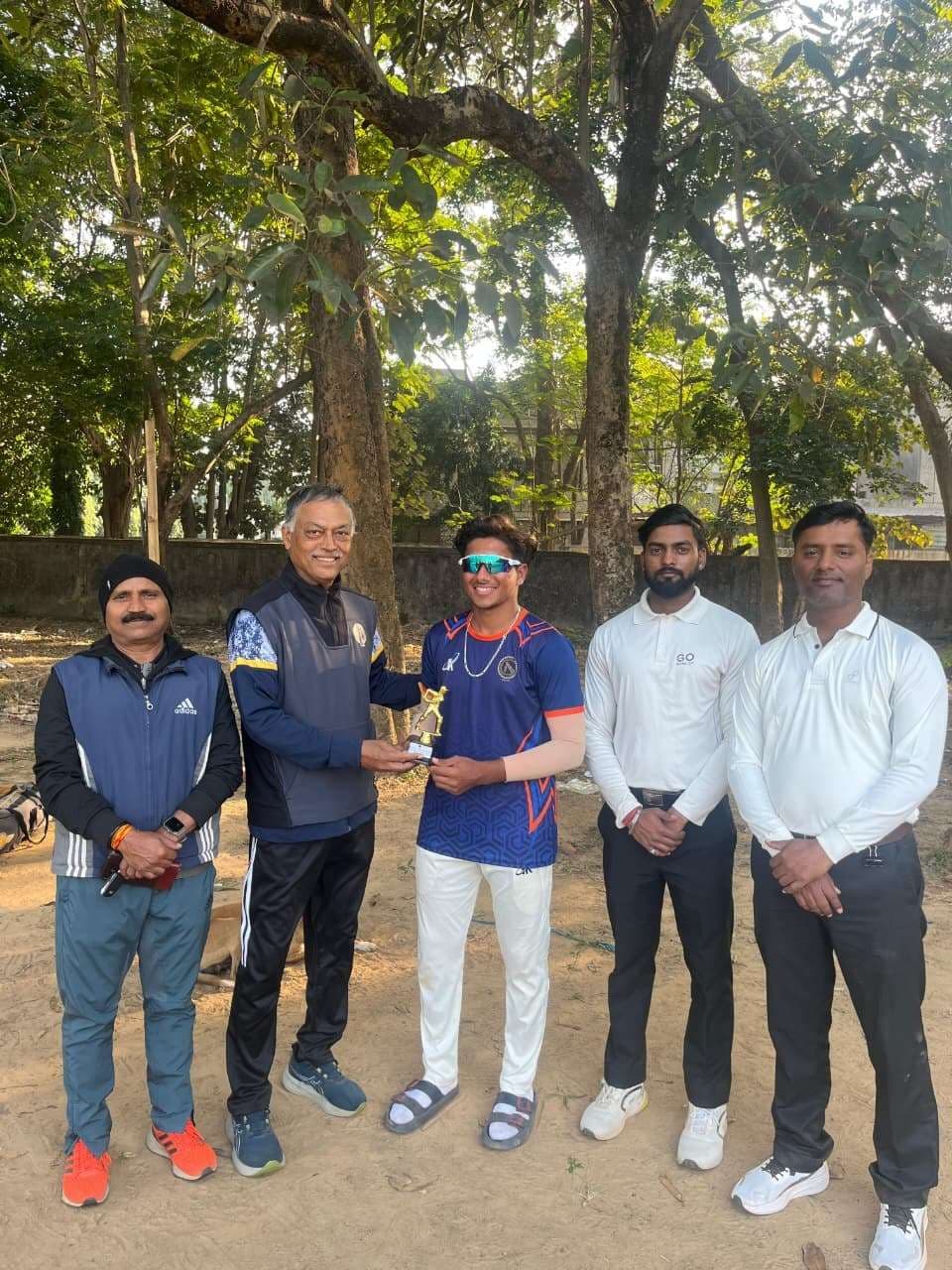 Jsca A Division Cricket League: चेतन कुमार की घातक गेंदबाजी, लोयोला ब्लूज सात विकेट से जीता