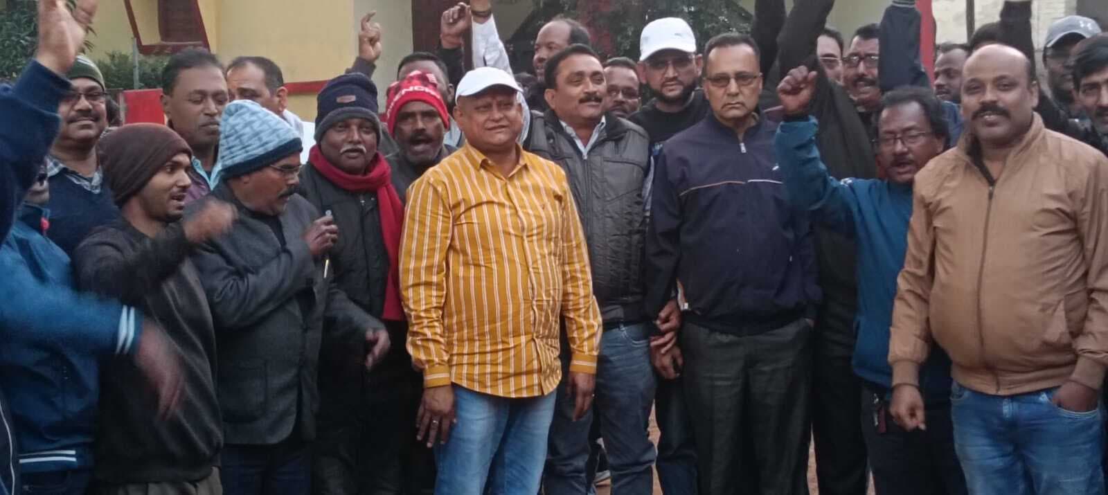 Bokaro News : मजदूरों की समस्याओं पर की गयी चर्चा