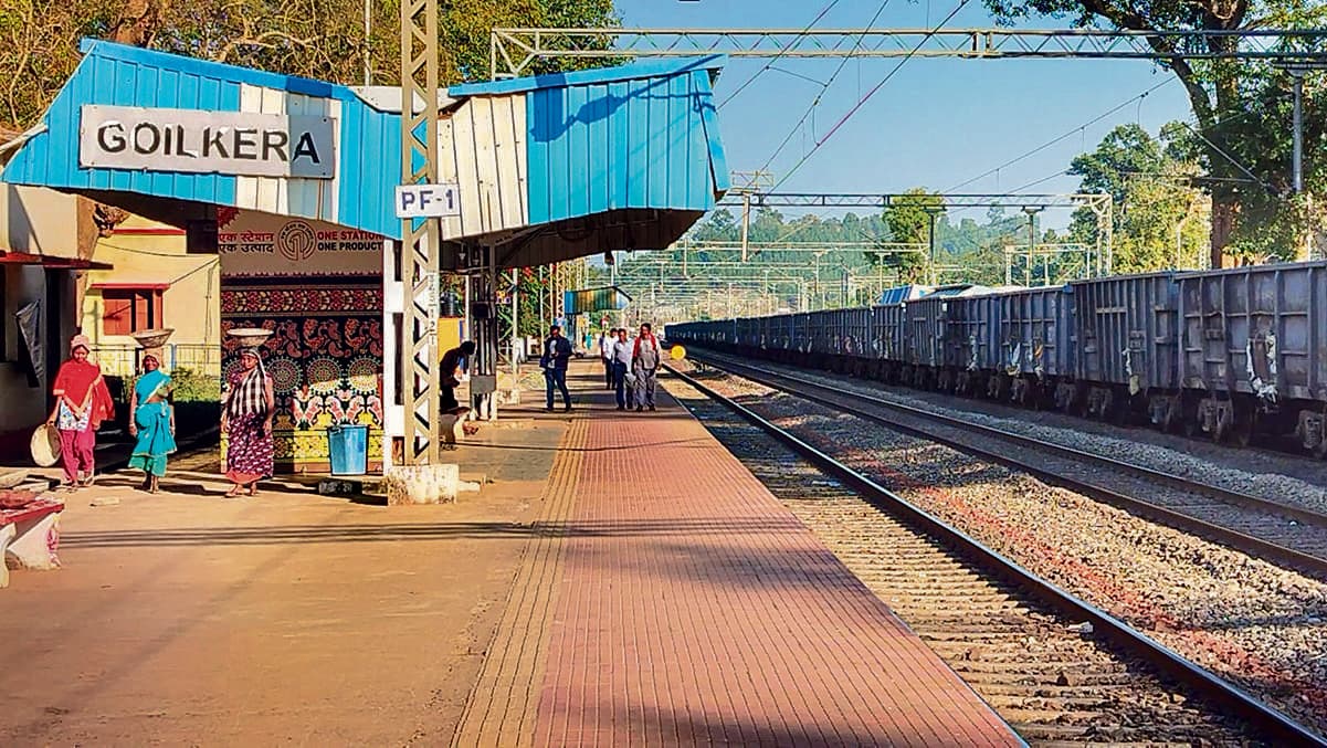 Chaibasa News : गोइलकेरा स्टेशन पर रुकेगी इस्पात एक्सप्रेस