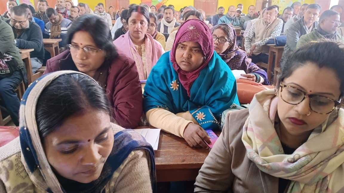 Samastipur : गृहवार सर्वेक्षण को गंभीरता से लेने का निर्देश