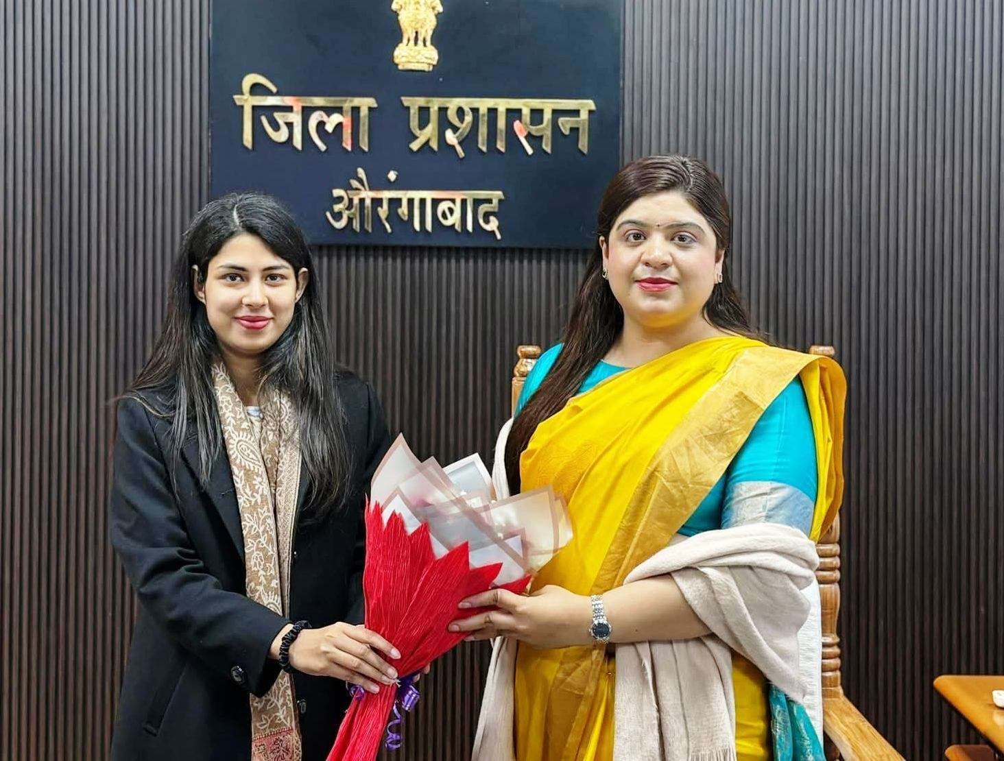 पदभार संभालते ही नयी डीएम ने जतायी प्रतिबद्धता, अंतिम पंक्ति तक पहुंचेगा लाभ