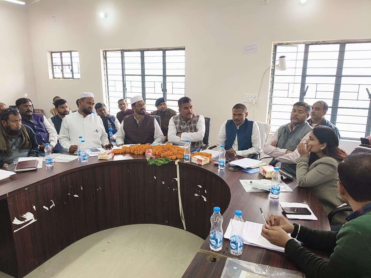 पंसस की बैठक में छाया रहा जमीन व जलापूर्ति का मसला