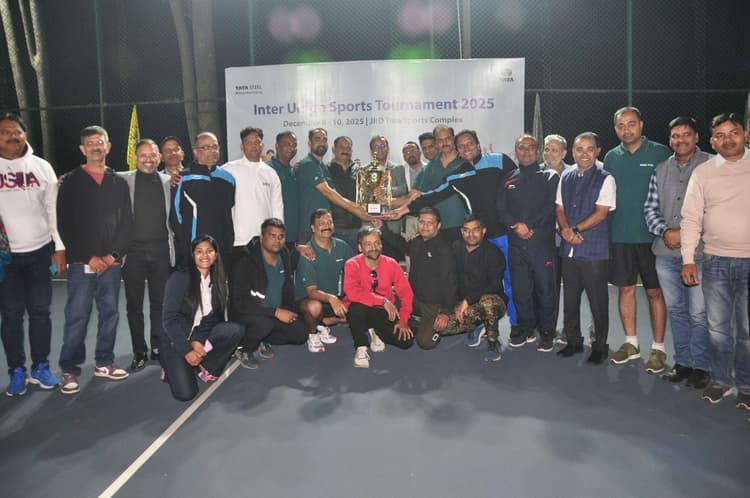 Tata Steel’s Inter Union Sports Tournament : ओएमक्यू बी और टाटा वर्कर्स यूनियन की टीम ने जीता खिताब