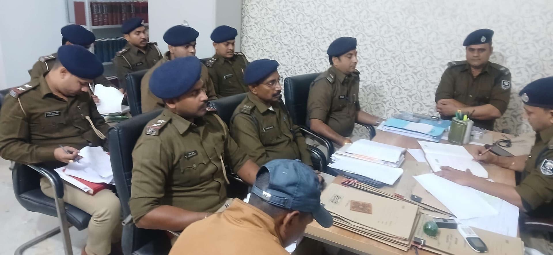 Madhubani News : डीएसपी ने नियमित वाहन चेकिंग करन का दिया आदेश