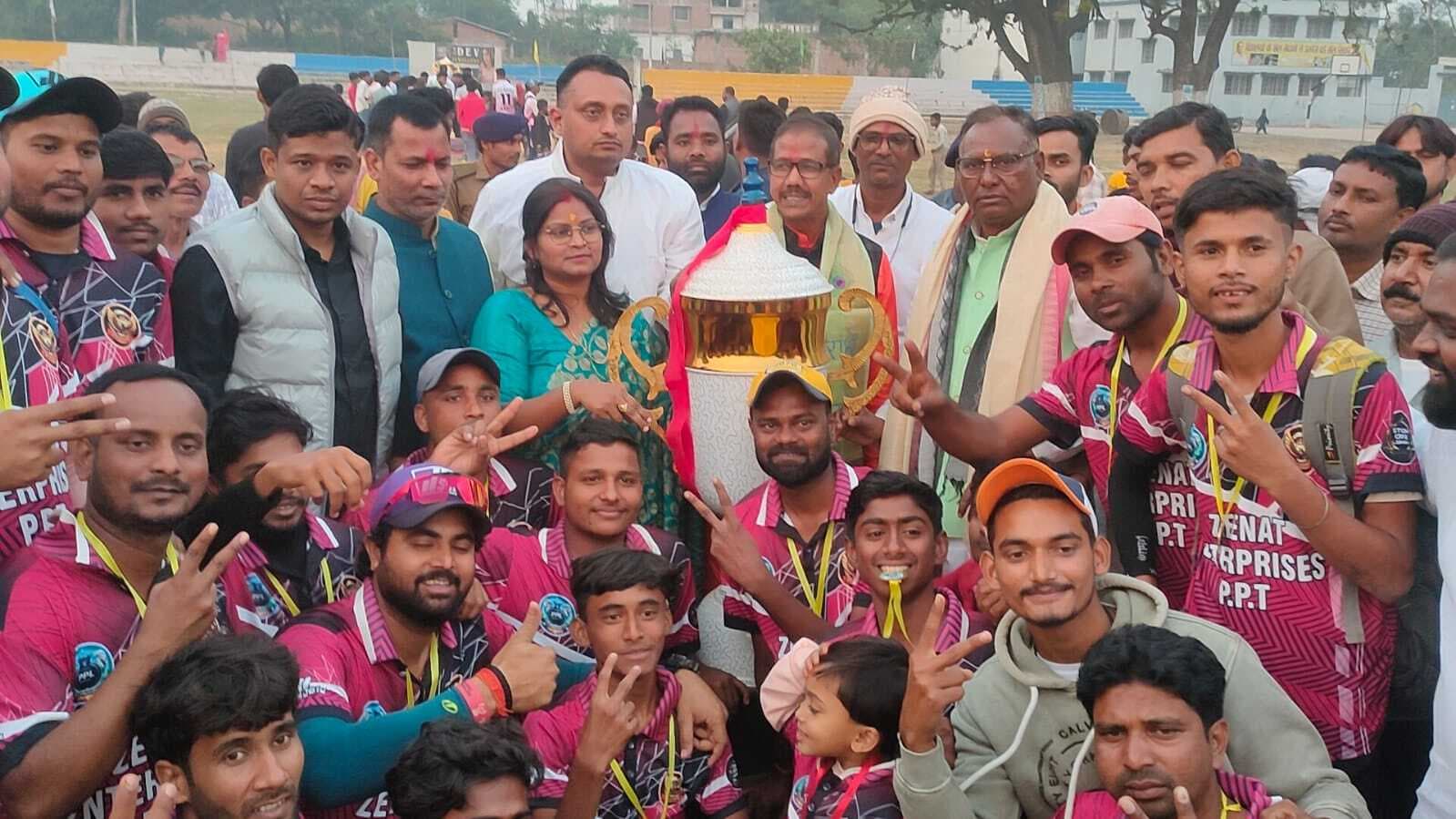 Bhagalpur news जीनत इंटरप्राइजेज ने पीरपैंती प्रीमियर लीग का खिताब जीता