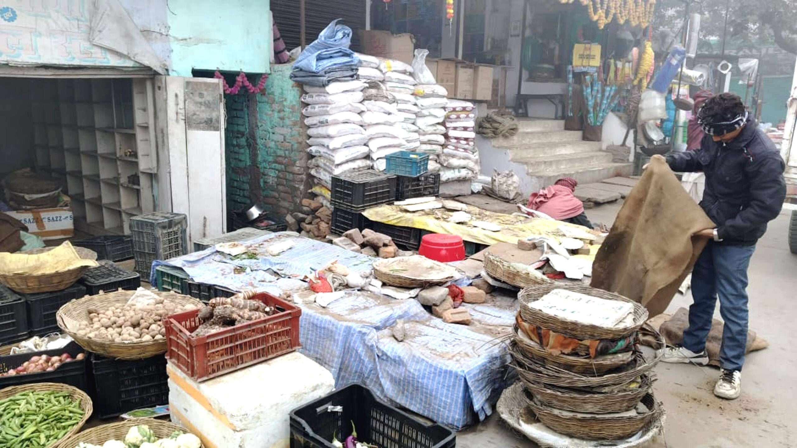 प्रशासनिक उद्घोषणा बंद होते ही अवैध कब्जा हटाना हुआ बंद