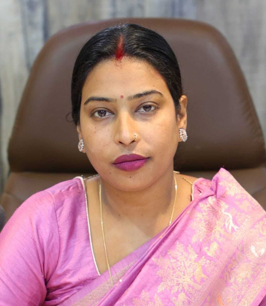 hajipur news. लोगों को मच्छरों के प्रकोप से बचाने के लिए किया जा रहा एंटी लार्वा का छिड़काव