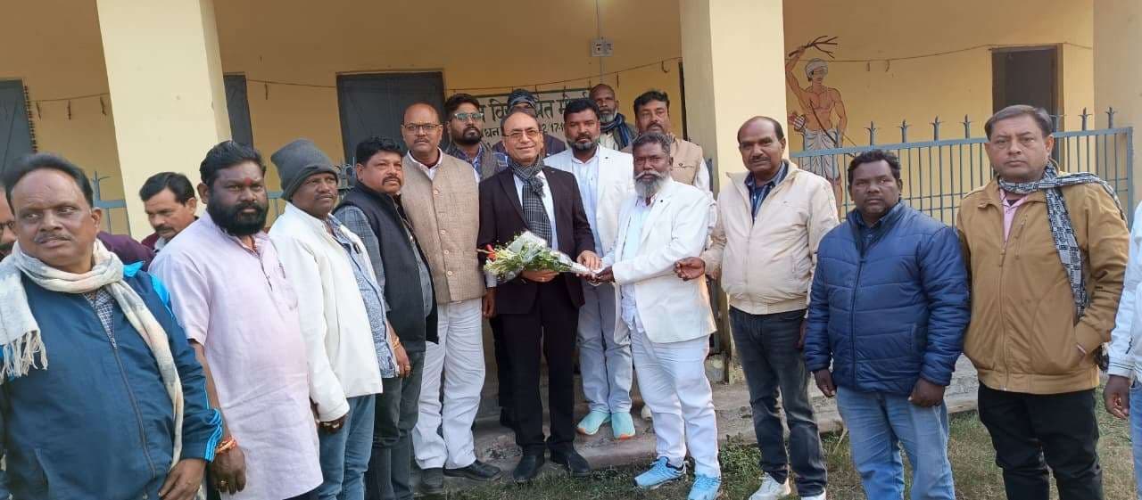 रैयतों को विस्थापित नहीं, पुनर्स्थापित करने की जरूरत : गोपाल