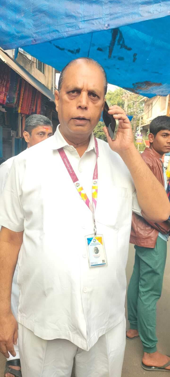 Deoghar news : मानसिंघी के पास इनोवा का शीशा तोड़कर चोरों ने बैग समेत लैपटॉप उड़ाया,  जांच में जुटी पुलिस