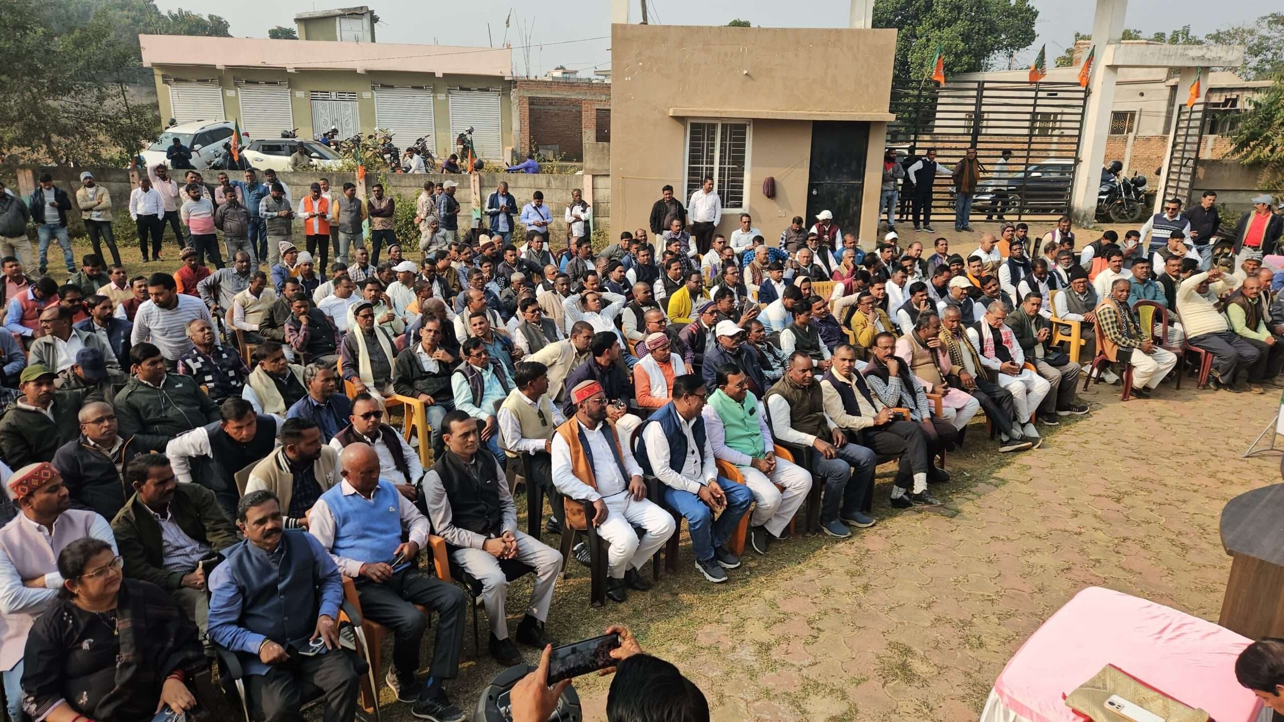 Giridih News :गहमागहमी के बीच भाजपा मंडल अध्यक्ष पद को लेकर नामांकन प्रक्रिया पूरी