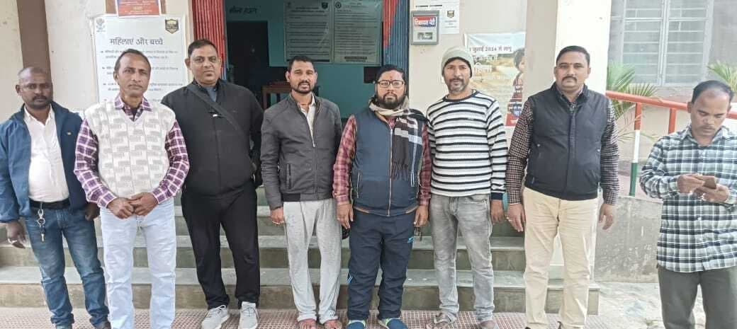 ज्वेलर्स दुकान में चोरी का प्रयास