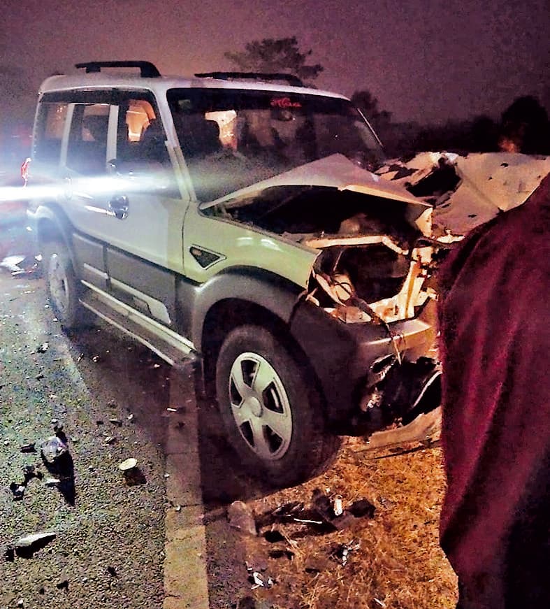 Chaibasa News : बंदगांव में स्कॉर्पियो व बाइक में सीधी भिड़ंत, दो युवकों की मौत