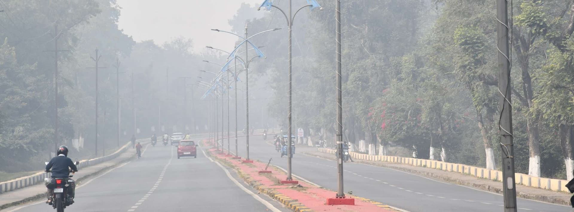 Bokaro News :शीतलहर और कोहरे की चपेट में बोकारो
