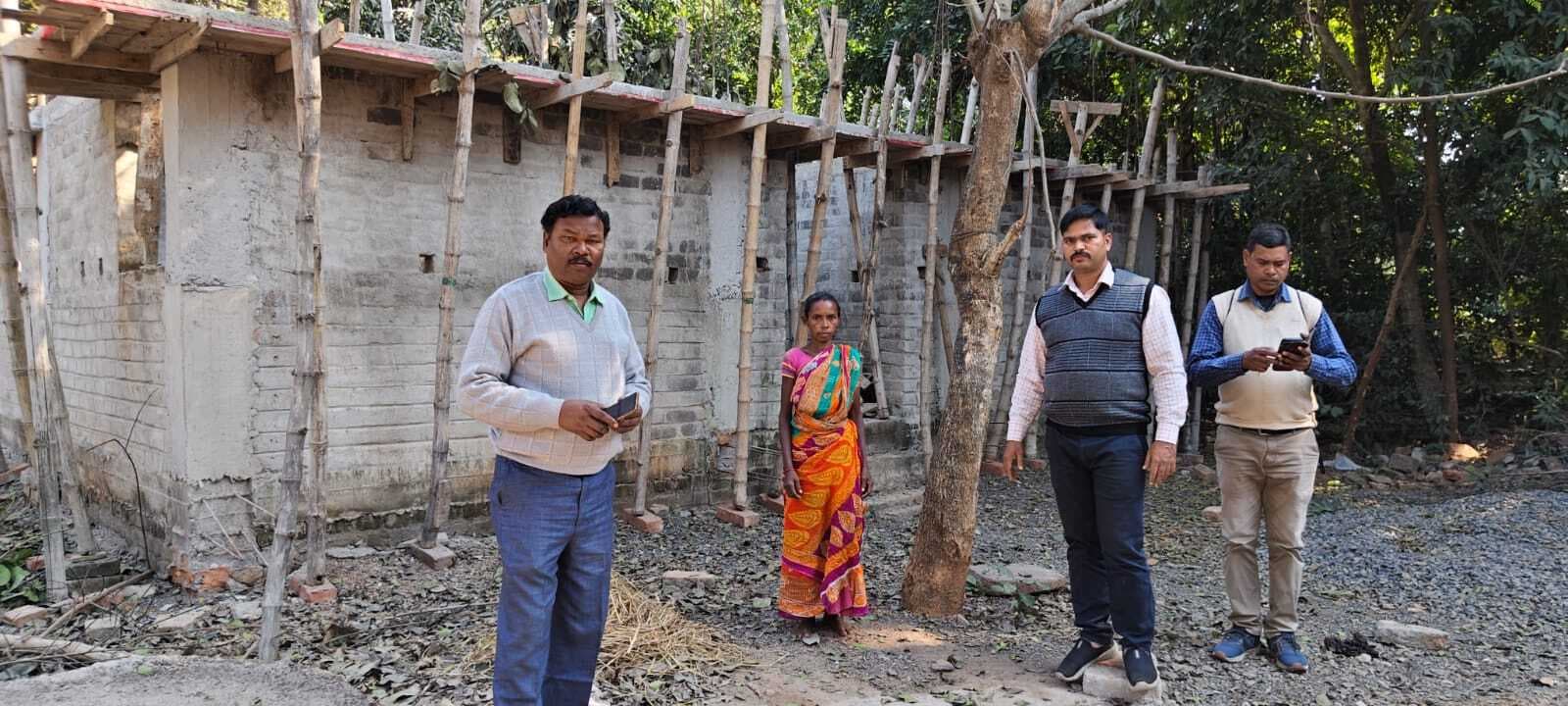 लाभुक अबुआ आवास निर्माण में लायें तेजी : बीडीओ