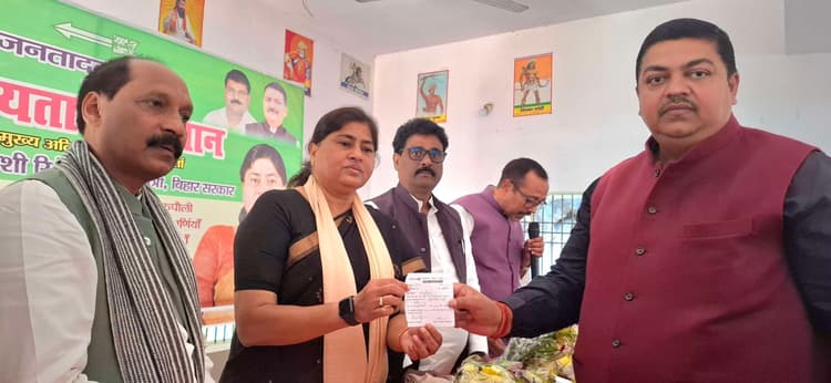 युवाओं को अधिकाधिक संख्या में पार्टी से जोड़ें : लेशी सिंह