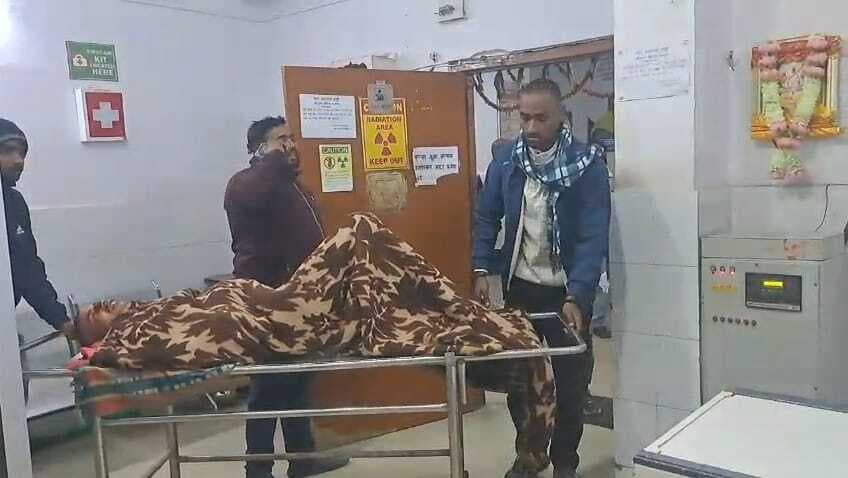 बालू लदे ट्रैक्टर की टक्कर से स्कूटी सवार दो लोग घायल, पटना रेफर